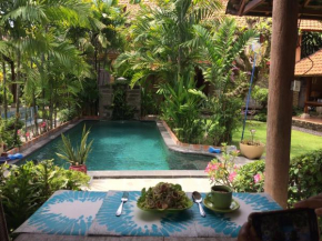 Отель Sanur Bed and Brunch  Денпасар